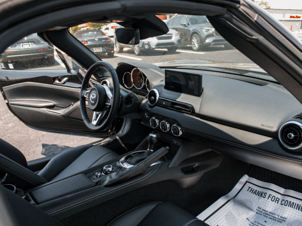 New 2025 MAZDA MX-5 Miata Grand Touring w/ Weather Package RWD image 26