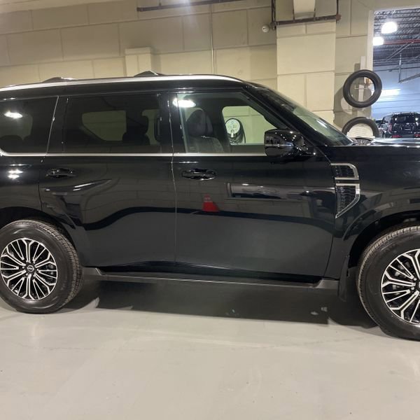 Used 2025 Nissan Armada Platinum image 15
