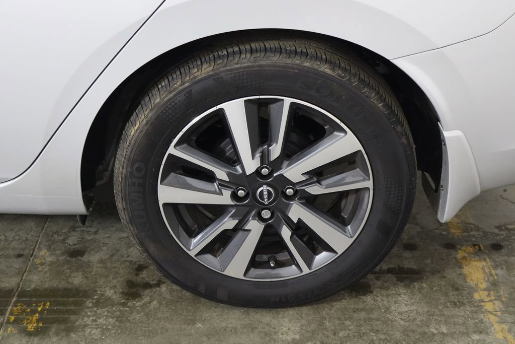 Used 2024 Nissan Versa S w/ S Plus Package image 35