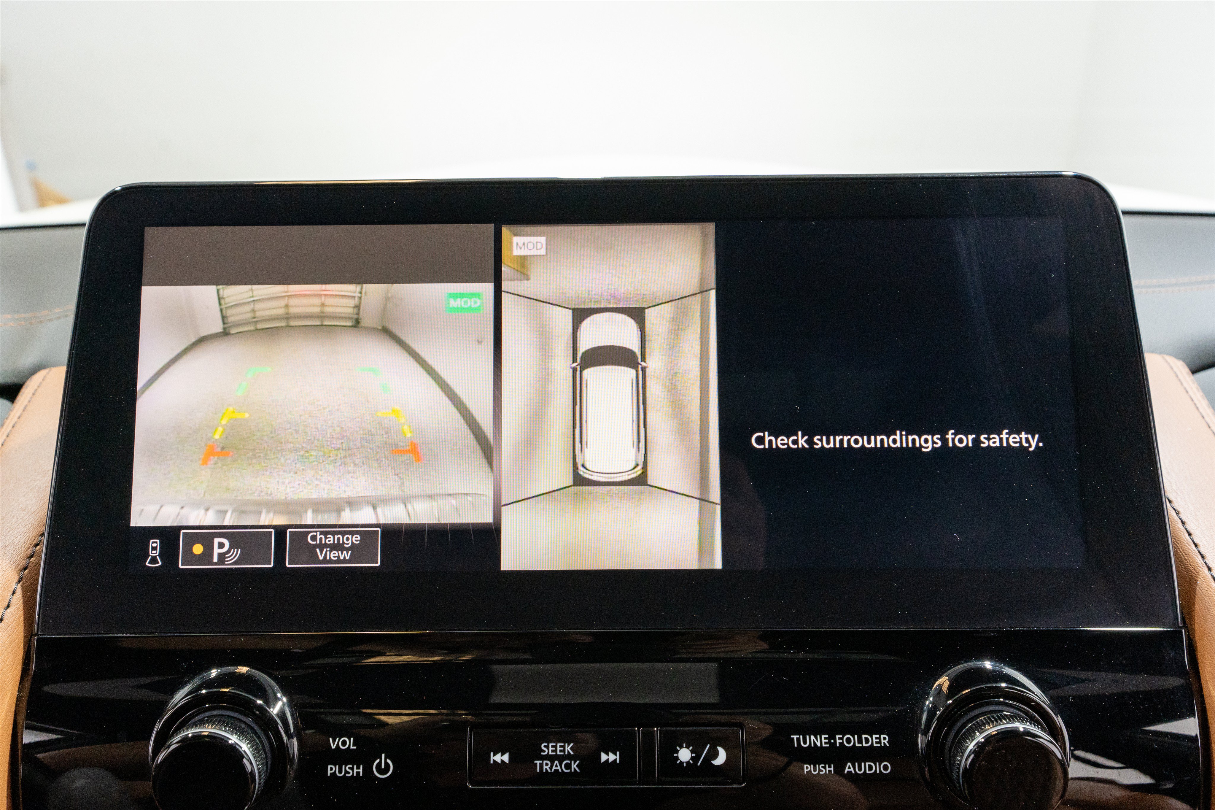 Used 2024 INFINITI QX80 Sensory AWD/4WD image 22