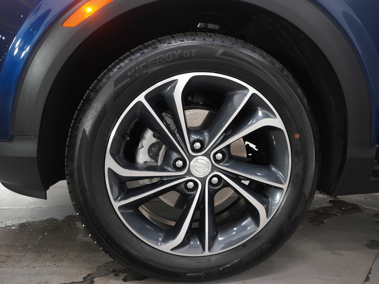 Used 2023 Buick Encore GX Select image 29