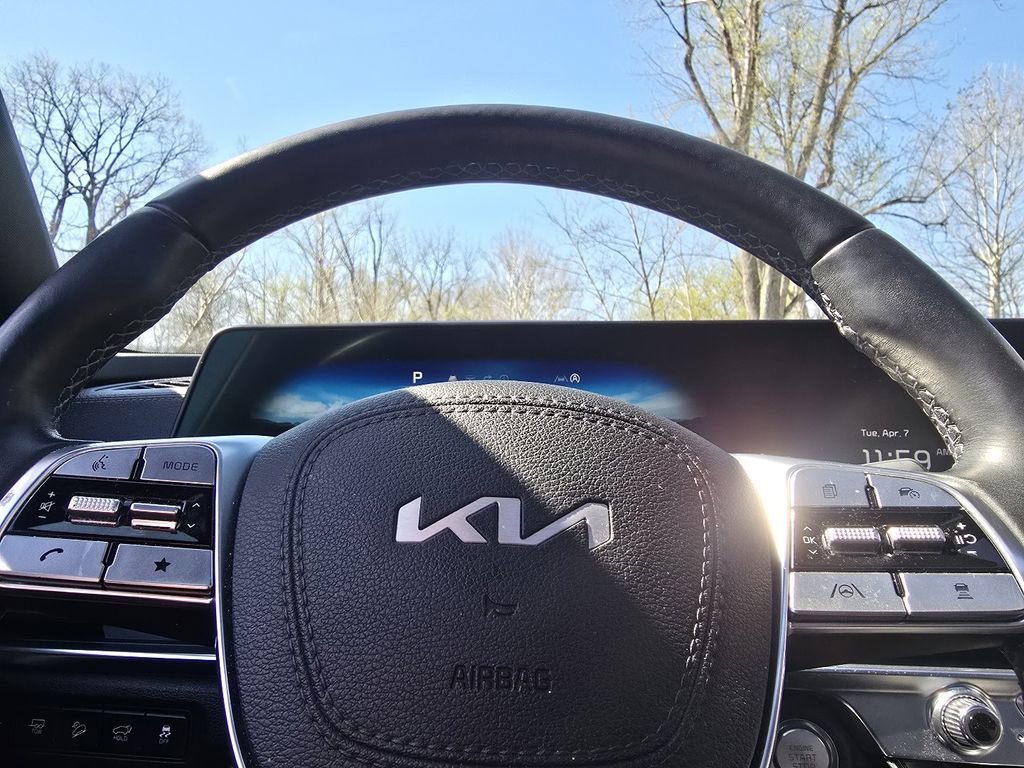 Used 2023 Kia Telluride SX X-Line image 28