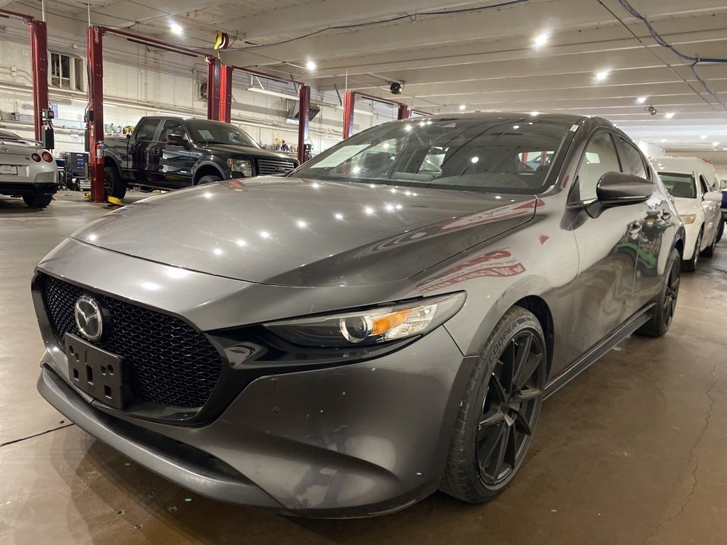 Used 2020 MAZDA MAZDA3 Hatchback w/ Preferred Package image 6