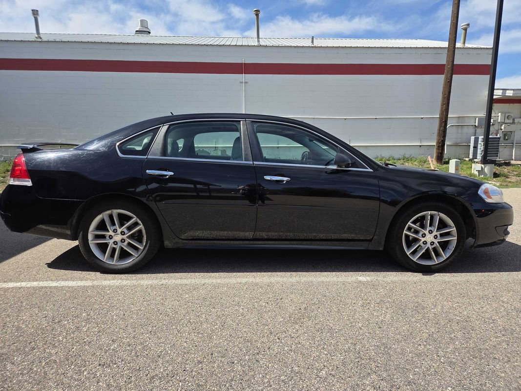 Used 2012 Chevrolet Impala LTZ image 2