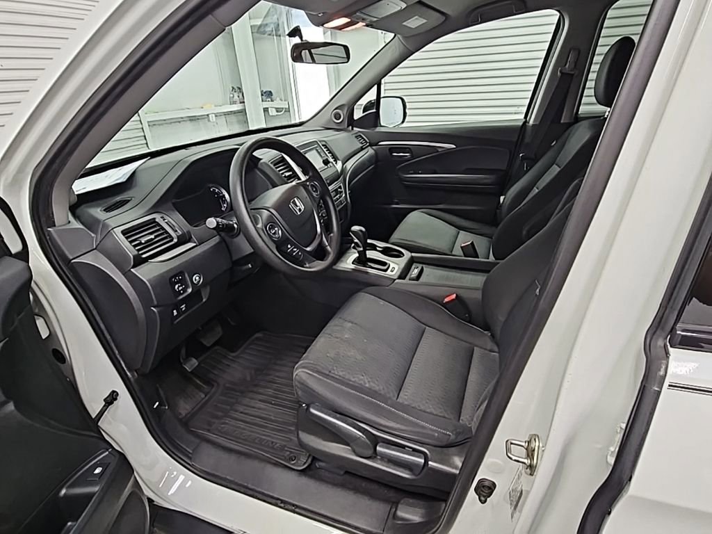 Used 2019 Honda Ridgeline Sport image 11