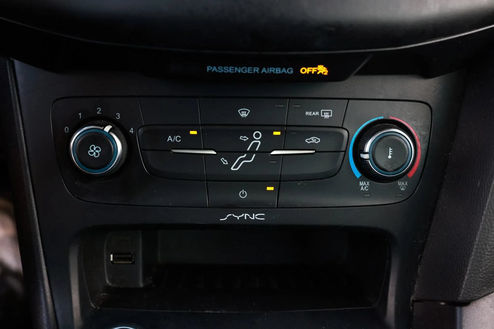 Used 2016 Ford Focus SE FWD image 33