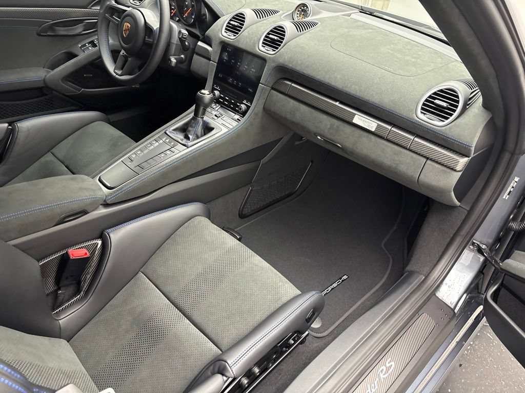 Certified 2025 Porsche 718 Boxster Spyder RS RWD image 20
