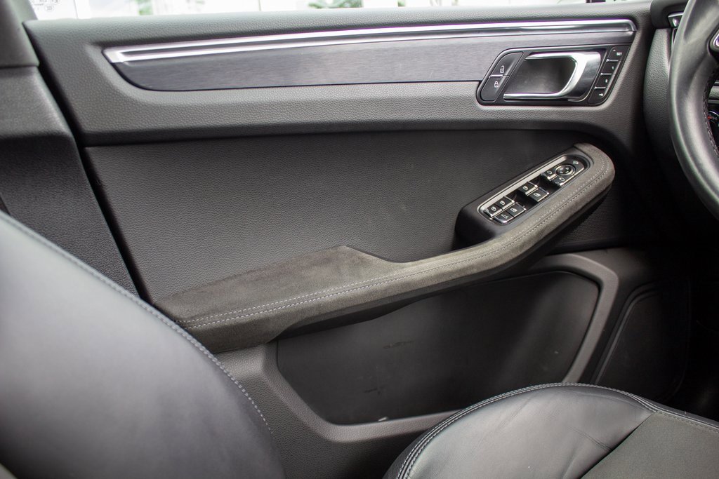 Used 2022 Porsche Macan GTS image 19