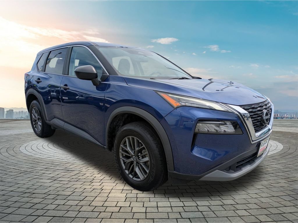 Certified 2023 Nissan Rogue S FWD image 2
