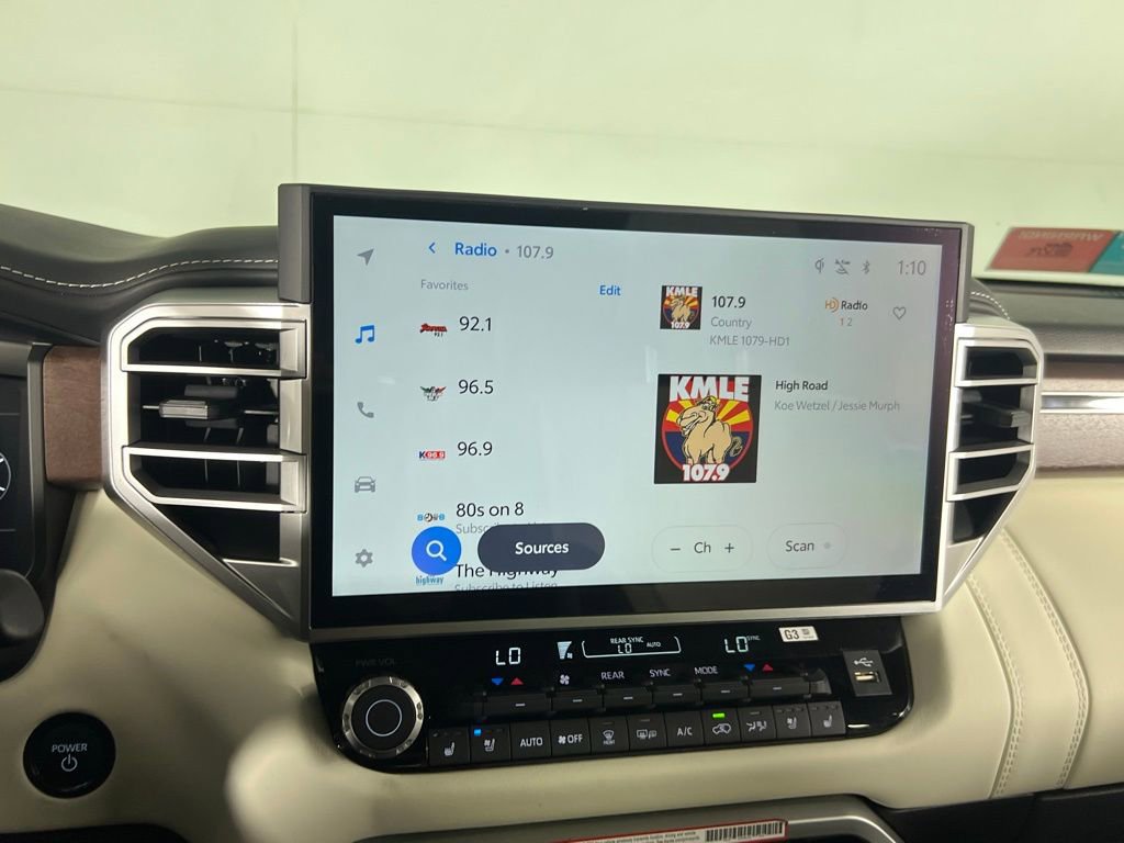 Used 2025 Toyota Sequoia Capstone image 17