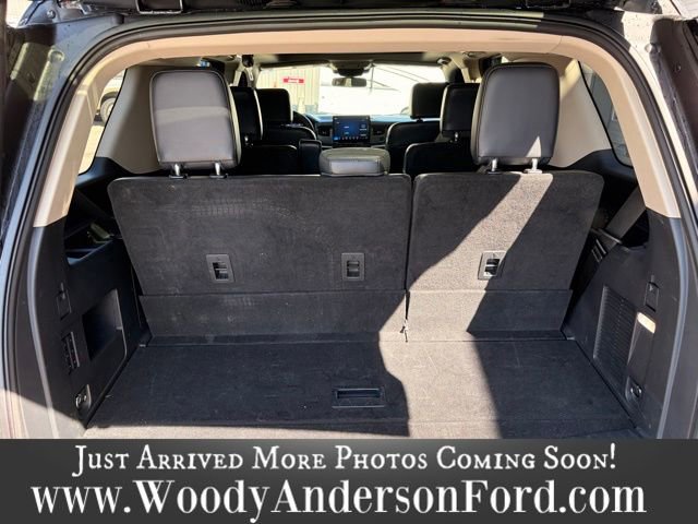 Certified 2023 Ford Expedition XLT RWD image 6