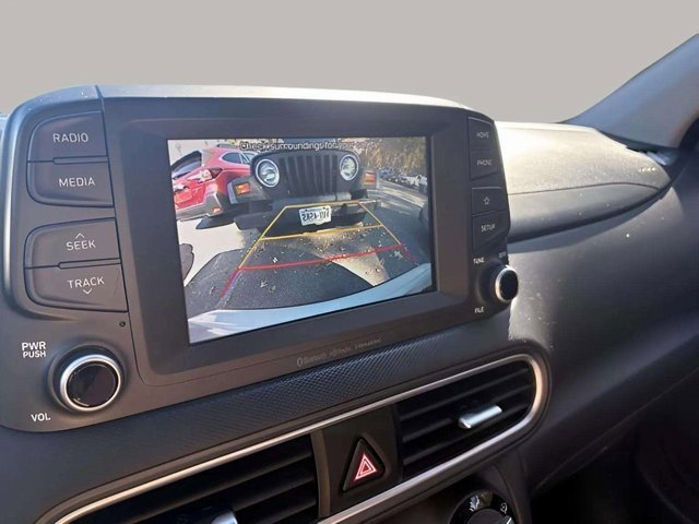 Used 2021 Hyundai Kona SEL w/ Cargo Package image 9