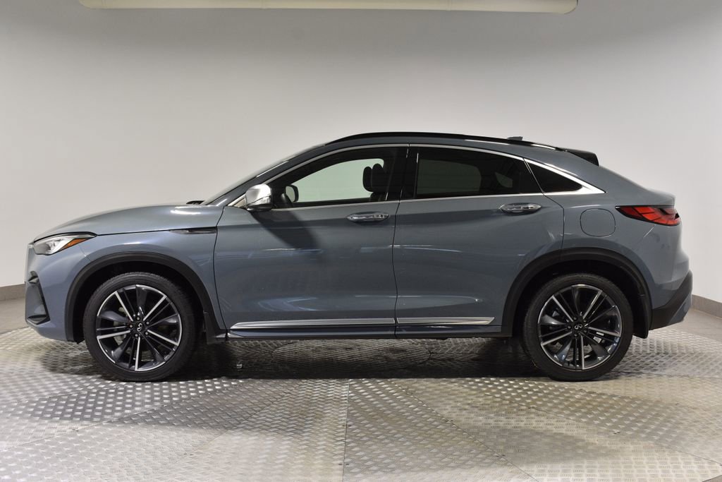 Certified 2025 INFINITI QX55 Essential w/ Accent Package image 2