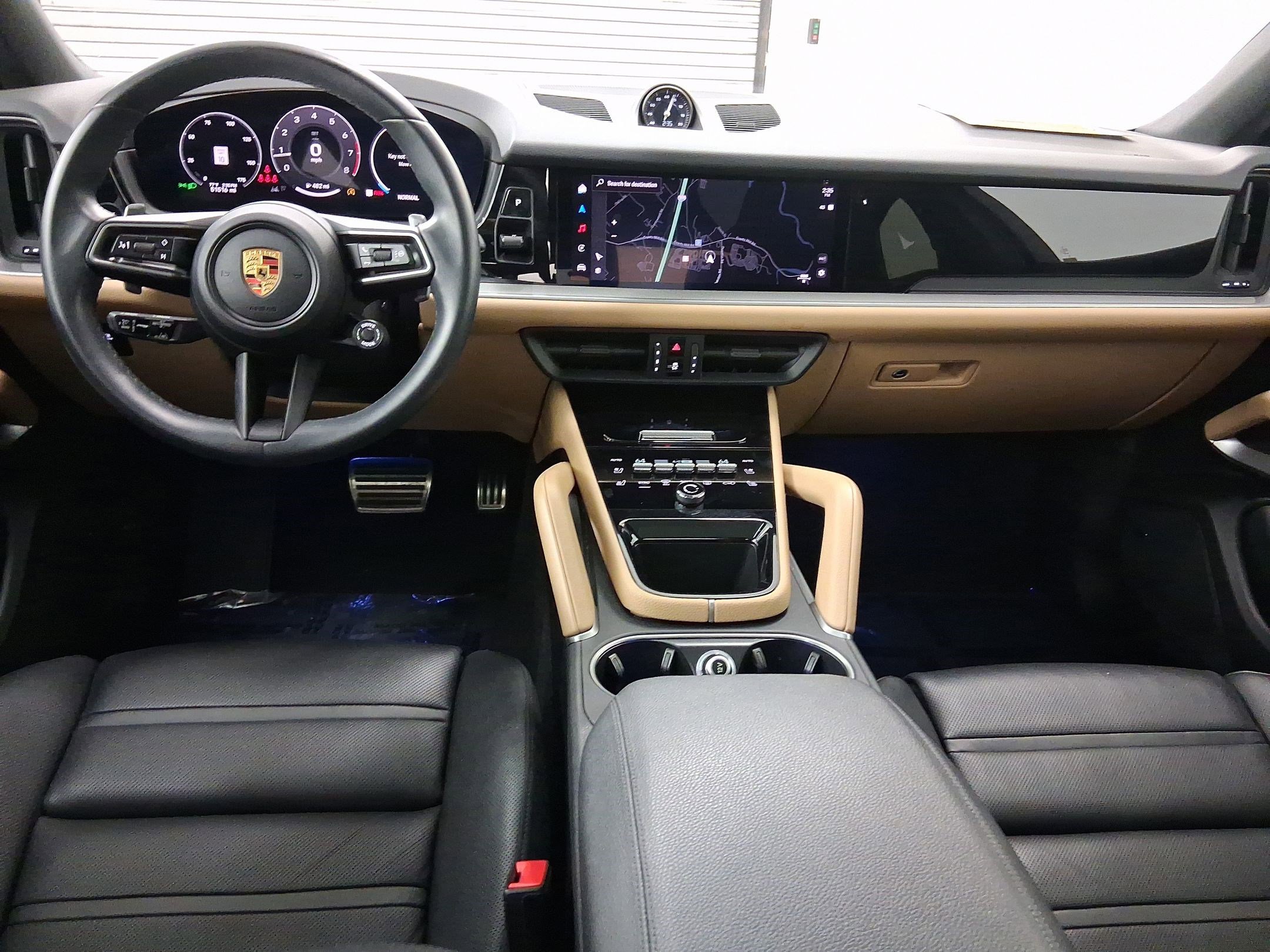 Certified 2024 Porsche Cayenne Coupe image 15