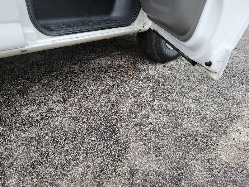 Used 2014 Chevrolet Express 2500 image 11