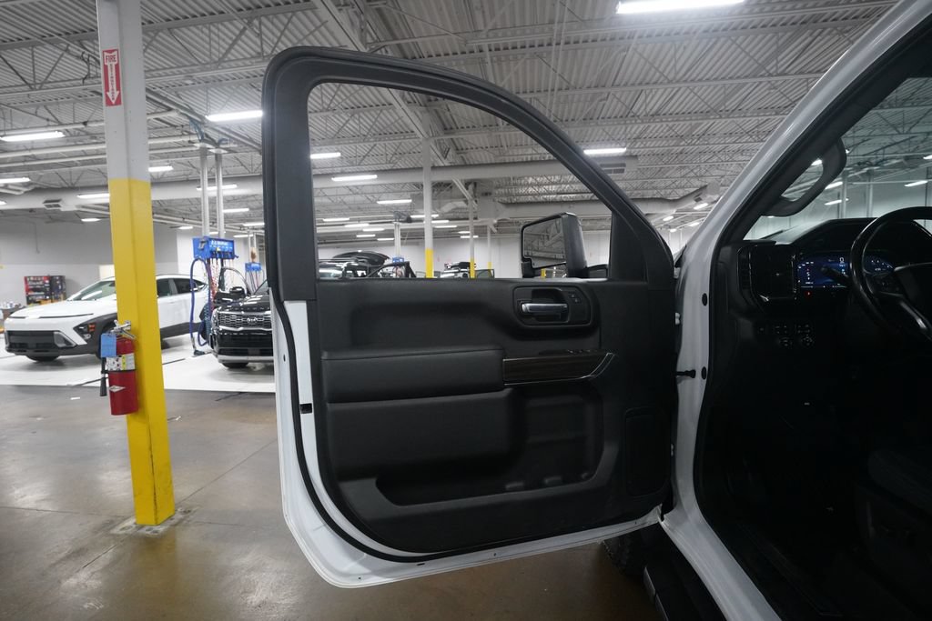 Used 2024 Chevrolet Silverado 2500 LT w/ Convenience Package AWD/4WD image 30