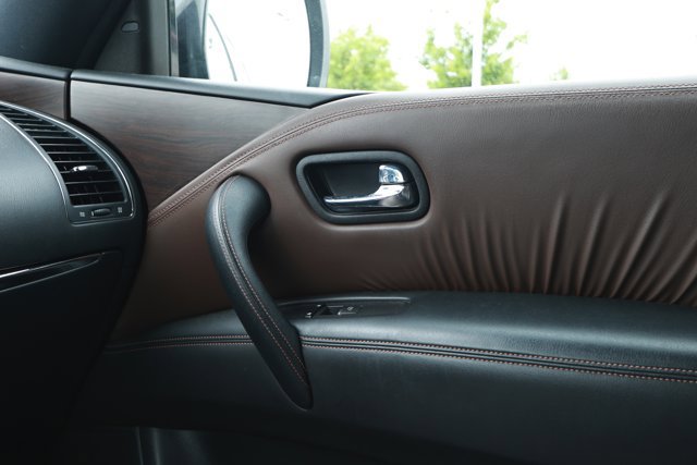 Used 2018 Nissan Armada Platinum w/ Captain Seat Package RWD image 32