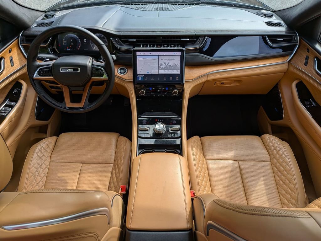 Used 2022 Jeep Grand Cherokee L Summit AWD/4WD image 30