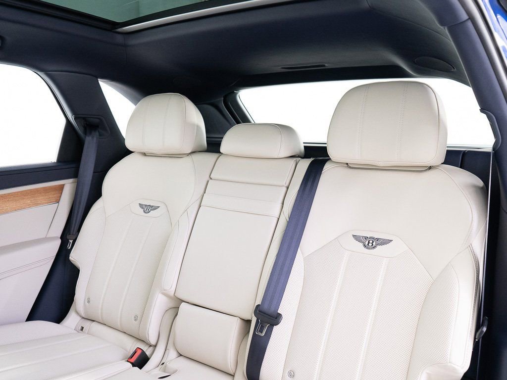New 2025 Bentley Bentayga Extended Wheelbase image 22