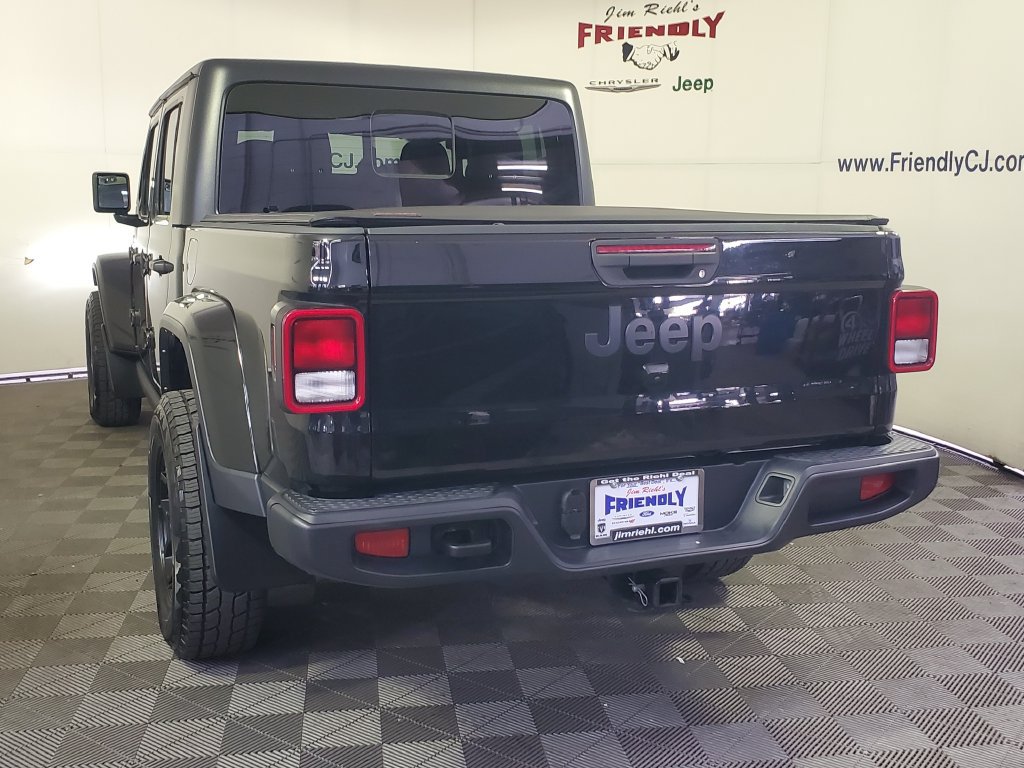 Used 2022 Jeep Gladiator Sport AWD/4WD image 4