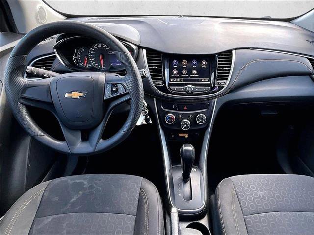 Used 2022 Chevrolet Trax LS image 16