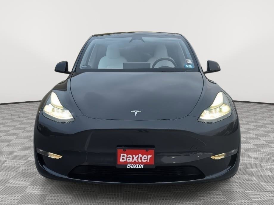 Used 2024 Tesla Model Y Long Range AWD/4WD image 4