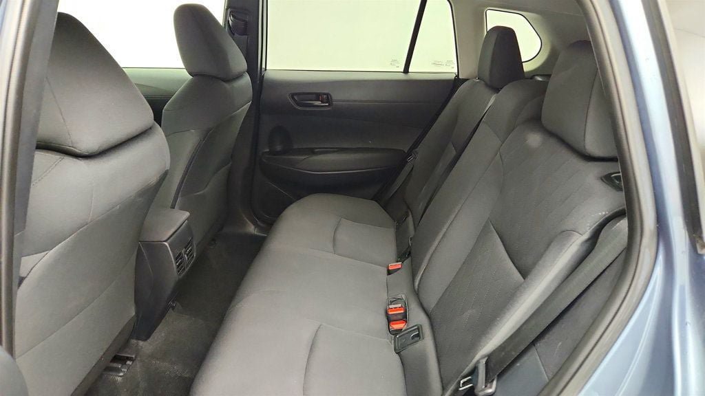 Used 2024 Toyota Corolla Cross LE FWD image 18