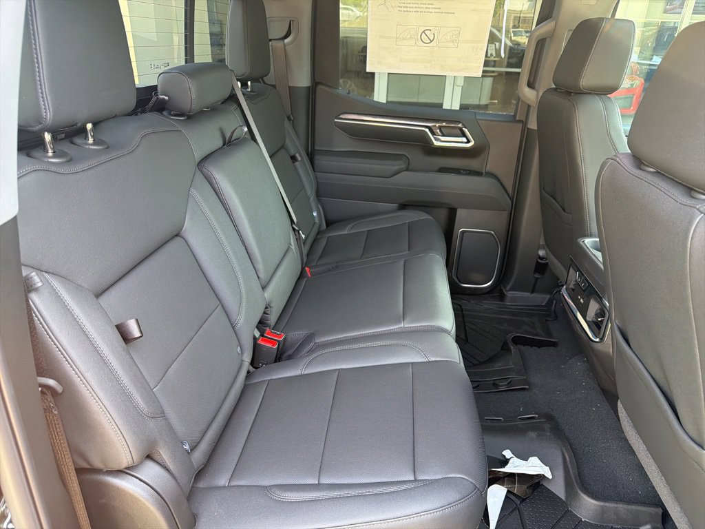 New 2026 Chevrolet Silverado 1500 LTZ w/ Technology Package AWD/4WD image 22