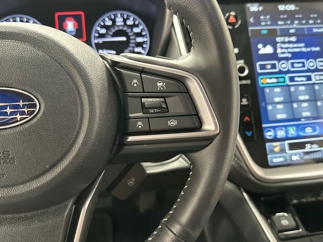 Certified 2025 Subaru Outback Limited image 10