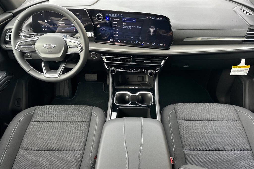 New 2026 Chevrolet Traverse LT w/ Midnight/Sport Edition image 14