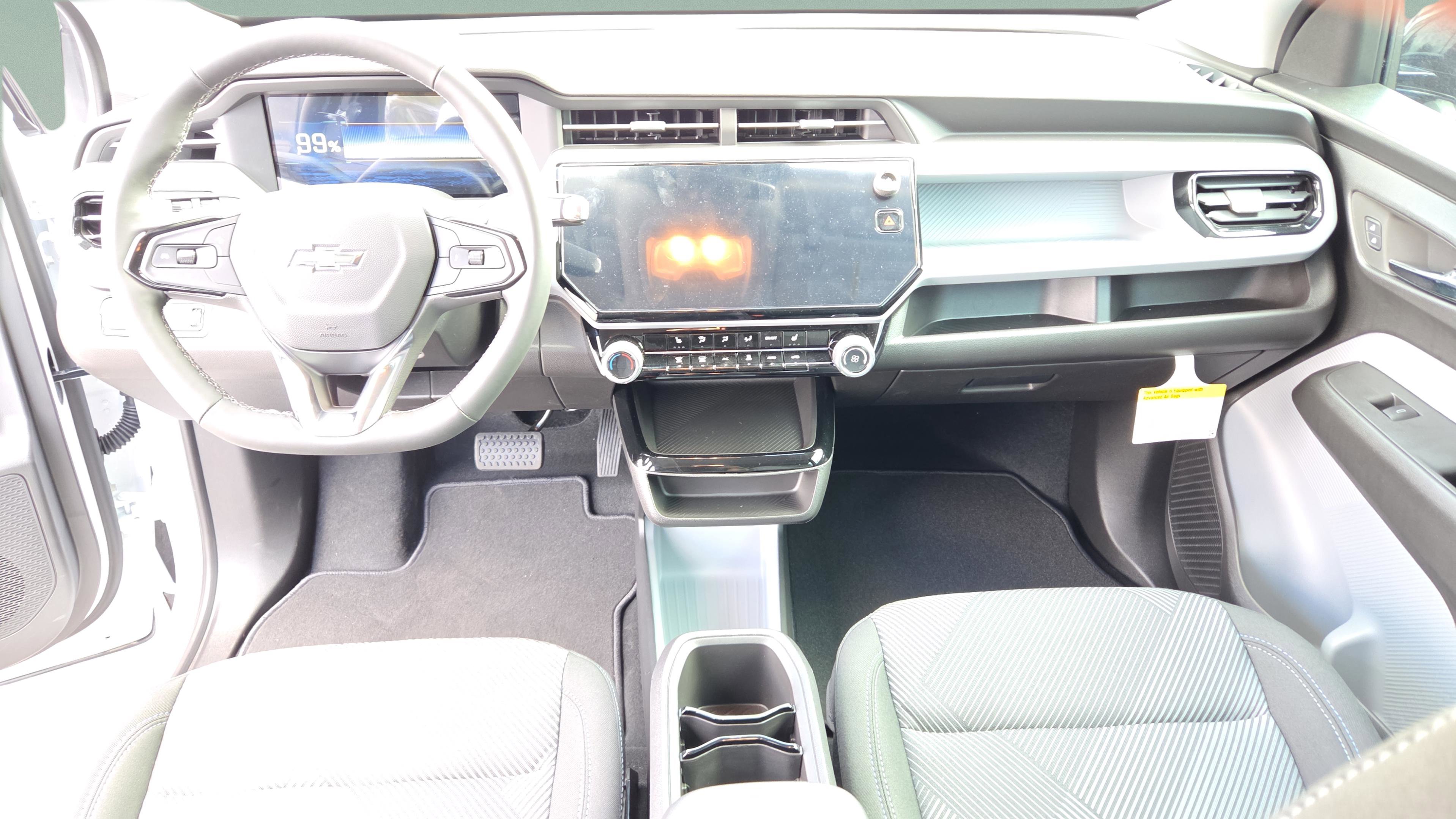 New 2027 Chevrolet Bolt LT w/ Comfort Package image 26