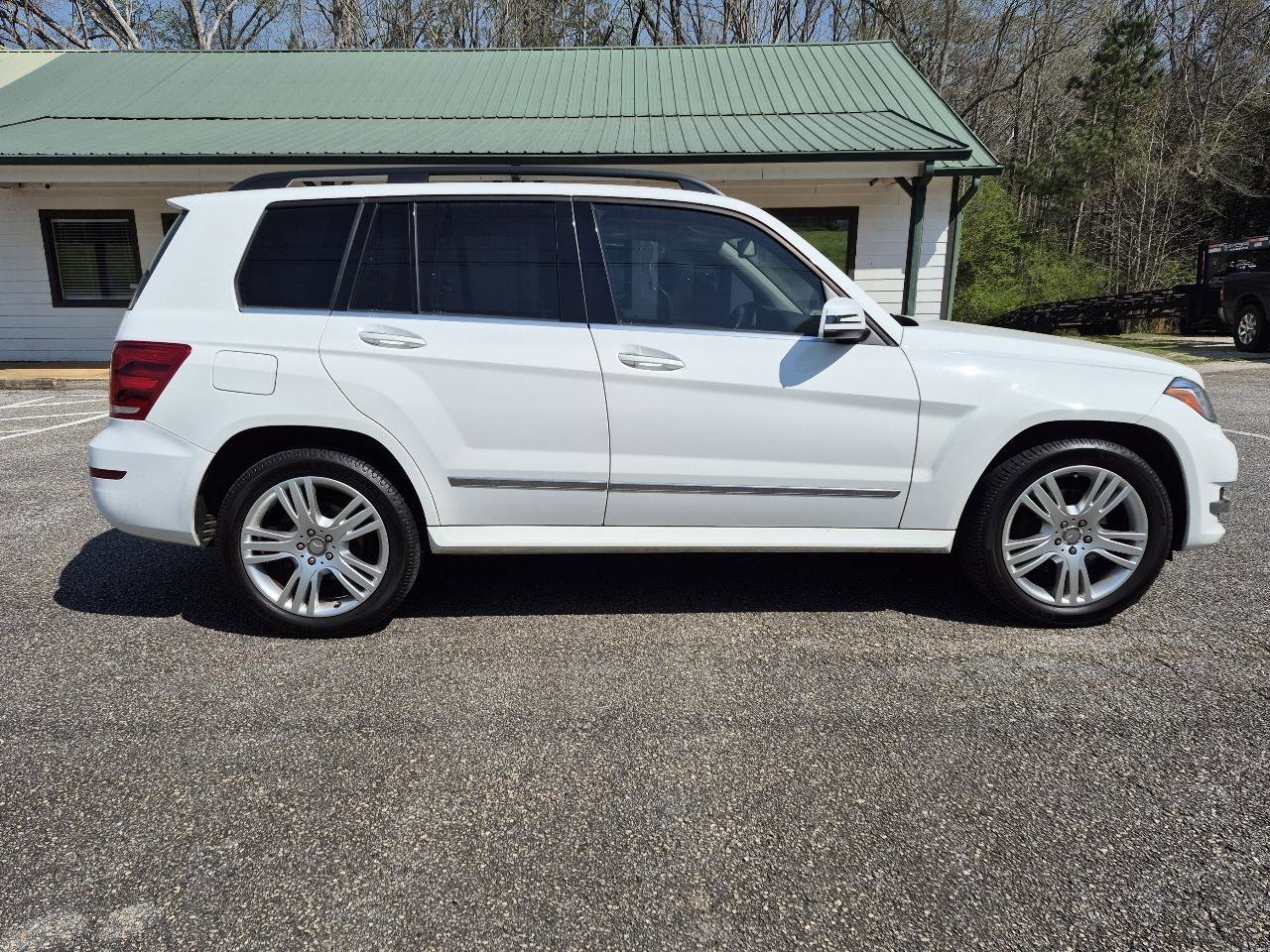 Used 2015 Mercedes-Benz GLK 250 BlueTEC 4MATIC image 8