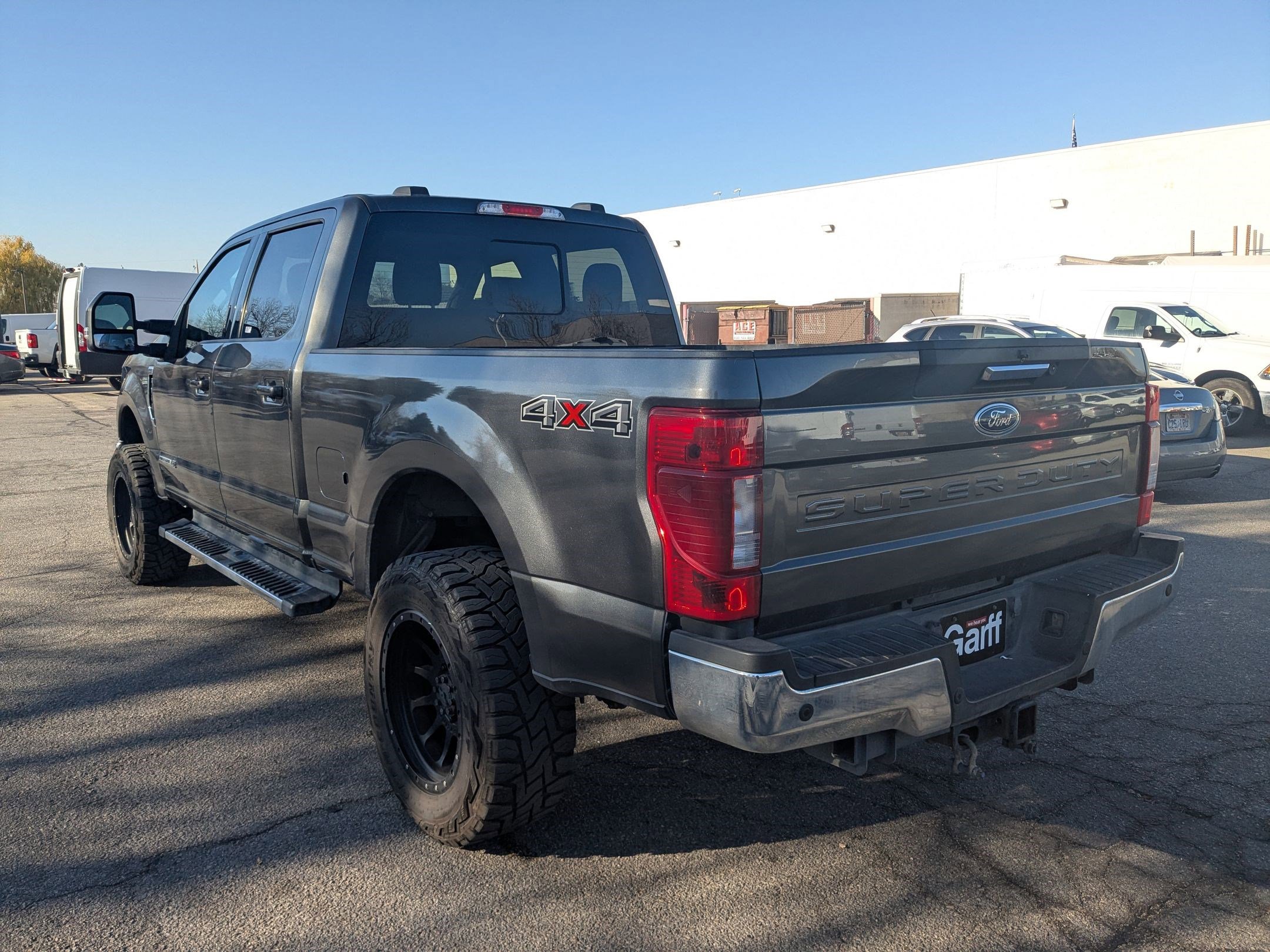 Used 2020 Ford F350 Lariat w/ Camper Package image 9