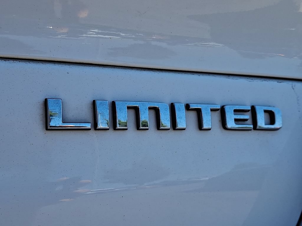 Used 2021 Jeep Grand Cherokee L Limited AWD/4WD image 35