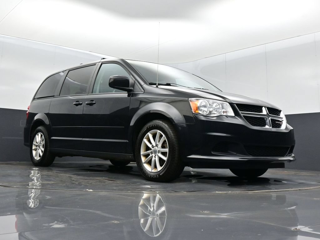 Used 2016 Dodge Grand Caravan SXT FWD image 10
