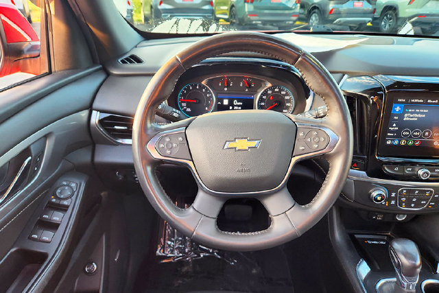 Used 2022 Chevrolet Traverse LT w/ LT Premium Package AWD/4WD image 11