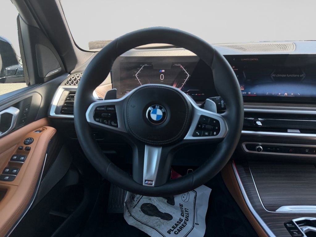 Used 2026 BMW X5 xDrive40i w/ M Sport Package AWD/4WD image 13