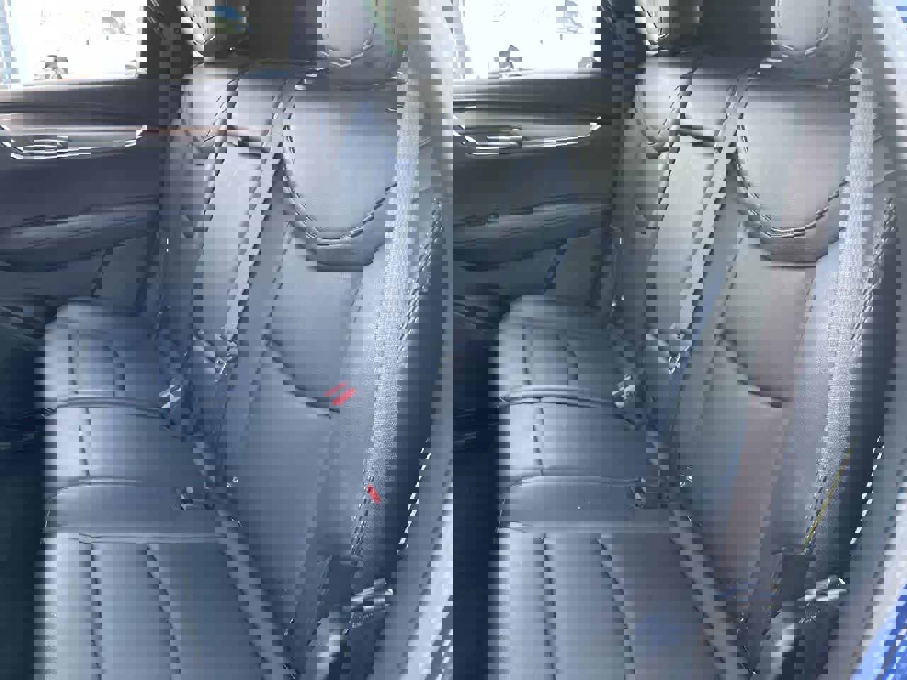 Certified 2024 Cadillac XT5 Luxury image 19