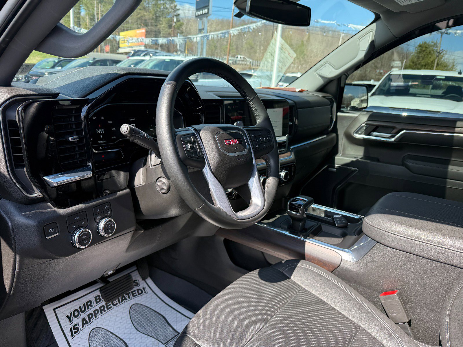 Used 2024 GMC Sierra 1500 SLT w/ SLT Premium Plus Package image 13