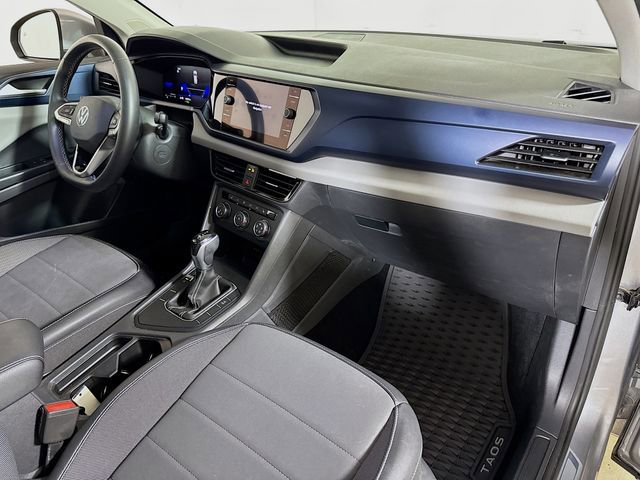 Used 2022 Volkswagen Taos SE image 28