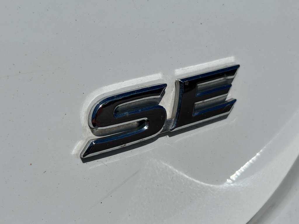 Used 2021 Toyota Camry SE FWD image 24