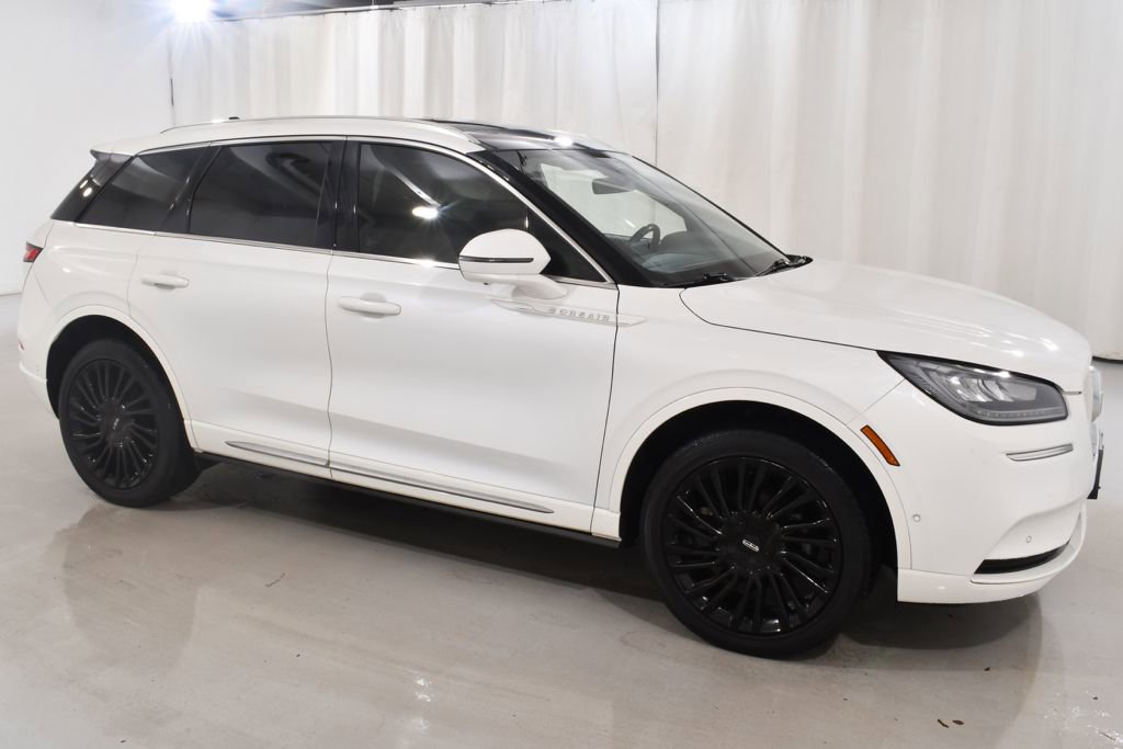 Used 2022 Lincoln Corsair Reserve w/ Equipment Group 201A image 5