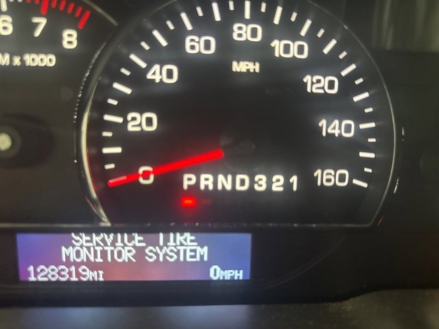 Used 2010 Cadillac DTS Luxury image 13