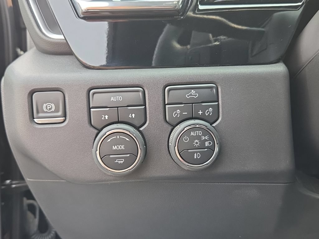 Used 2025 Chevrolet Silverado 1500 RST w/ Convenience Package II AWD/4WD image 37