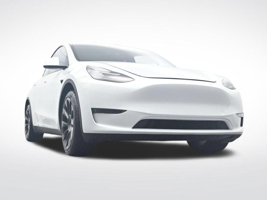 Used 2023 Tesla Model Y Long Range AWD/4WD image 30