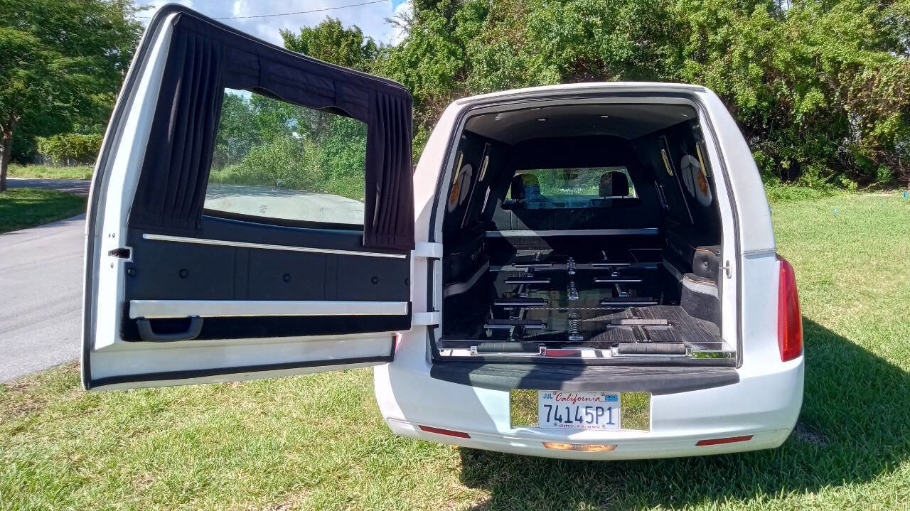 Used 2015 Cadillac XTS Hearse image 16