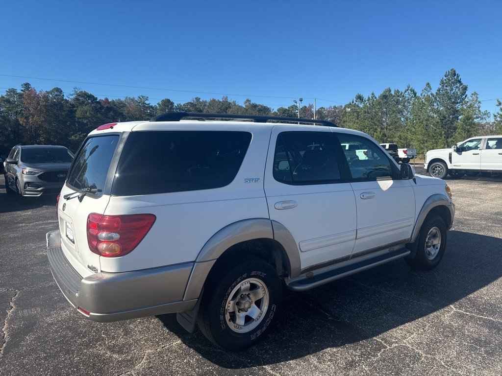 Used 2004 Toyota Sequoia SR5 image 18