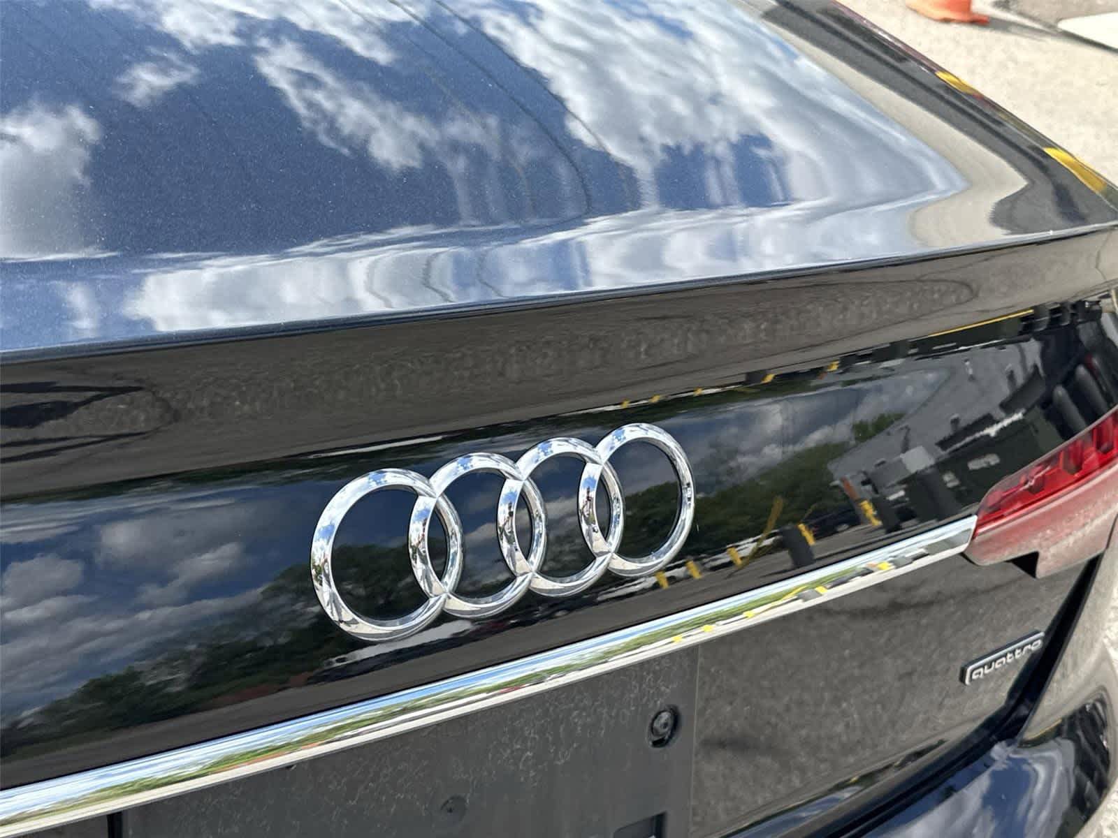 Used 2022 Audi A4 2.0T Premium Plus AWD/4WD image 10