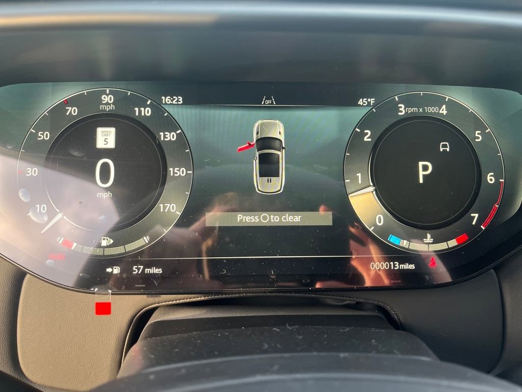 New 2026 Land Rover Range Rover Sport Dynamic SE image 15