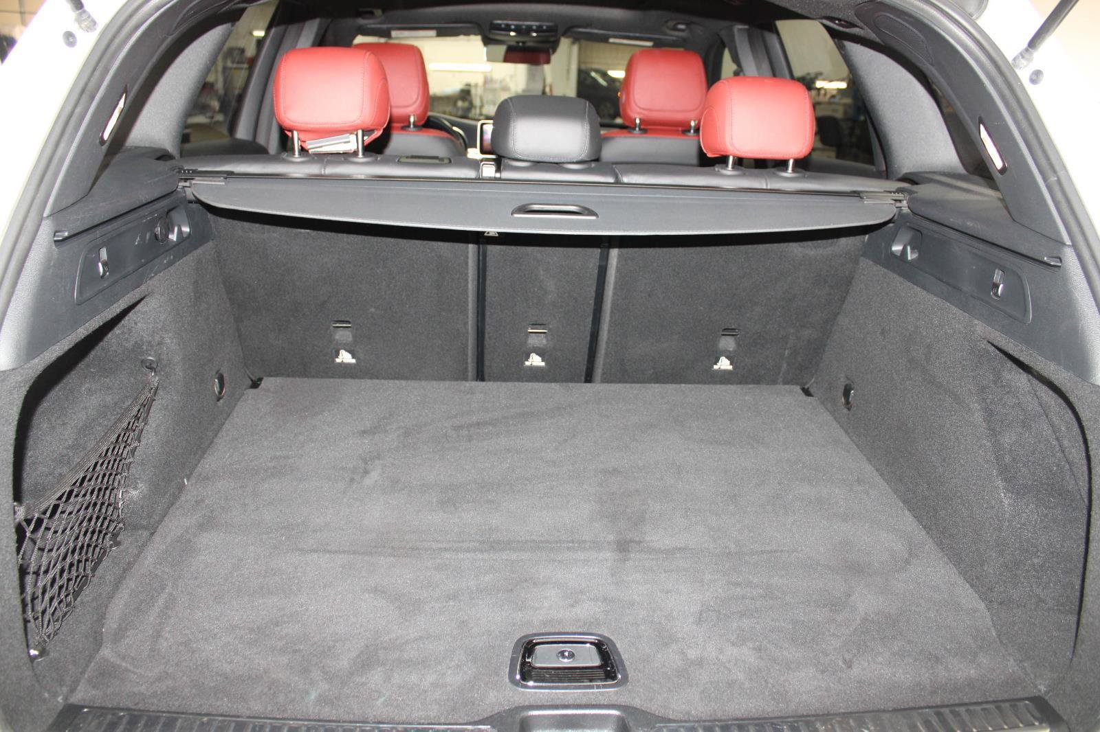 Used 2022 Mercedes-Benz GLC 300 4MATIC image 27